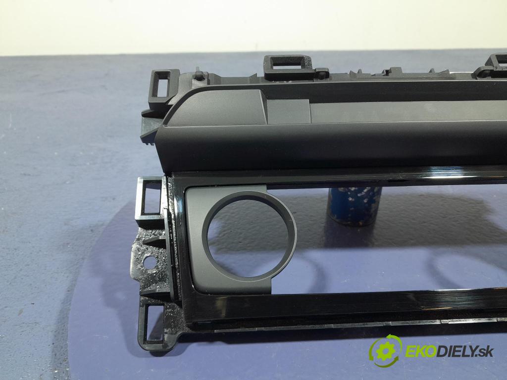 Mazda 6 2016 displej Radio / GPS VPGALH18K257