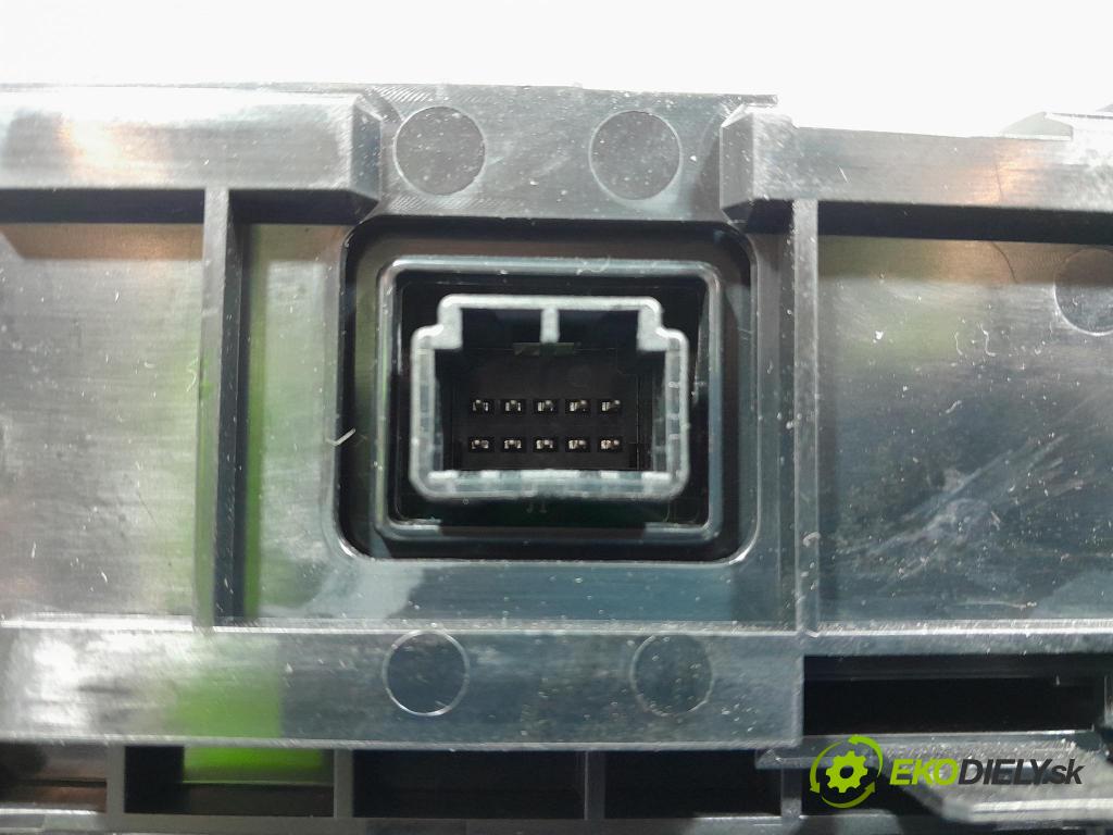 Mazda 6 2016 displej Radio / GPS VPGALH18K257