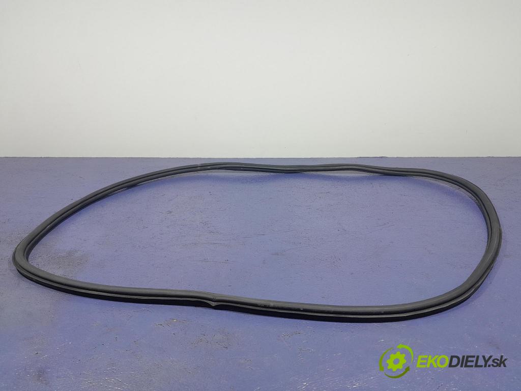 Skoda Superb 2019 Těsnění: dveře 3V0867365B