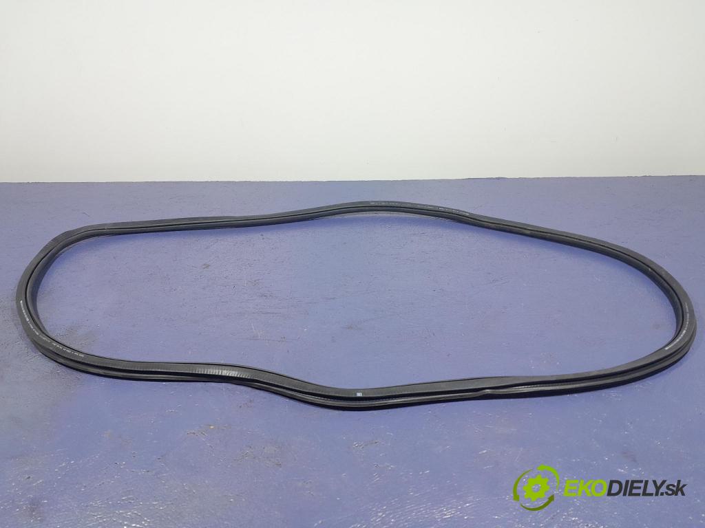 Skoda Superb 2019 Těsnění: dveře 3V5867368B