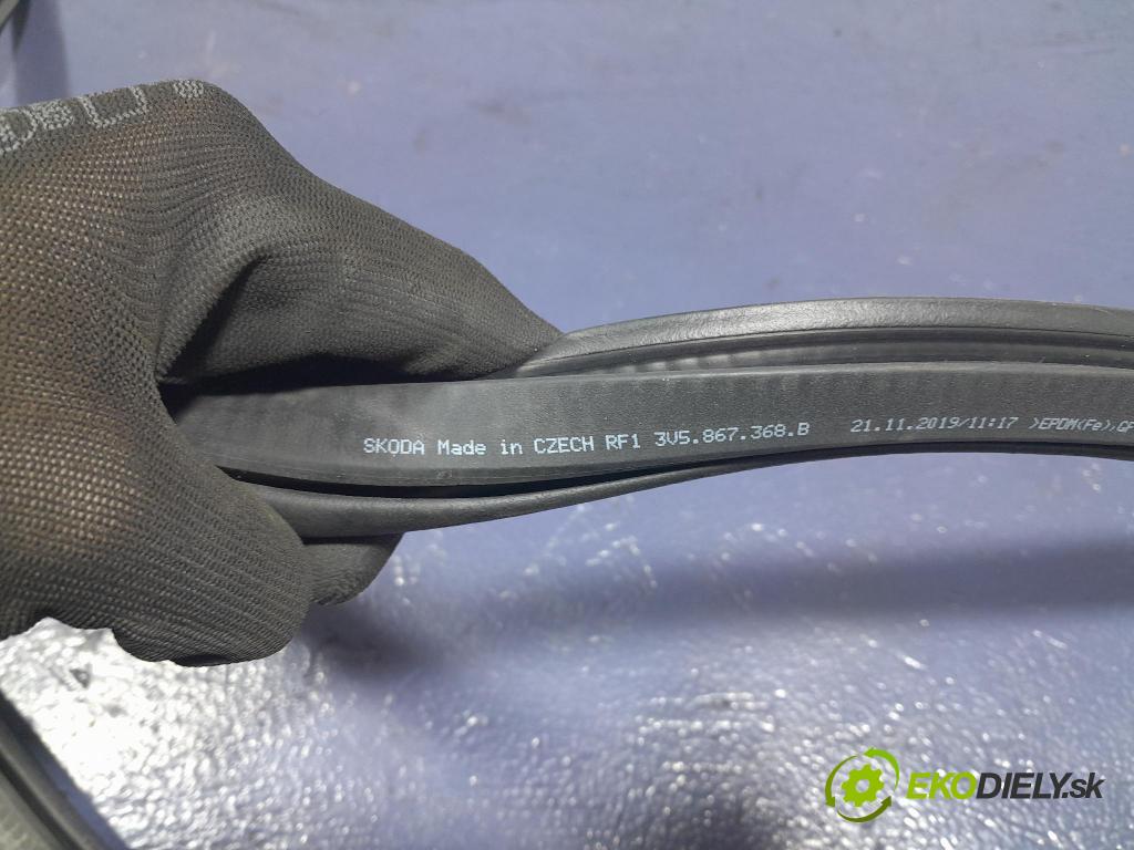 Skoda Superb 2019 Těsnění: dveře 3V5867368B