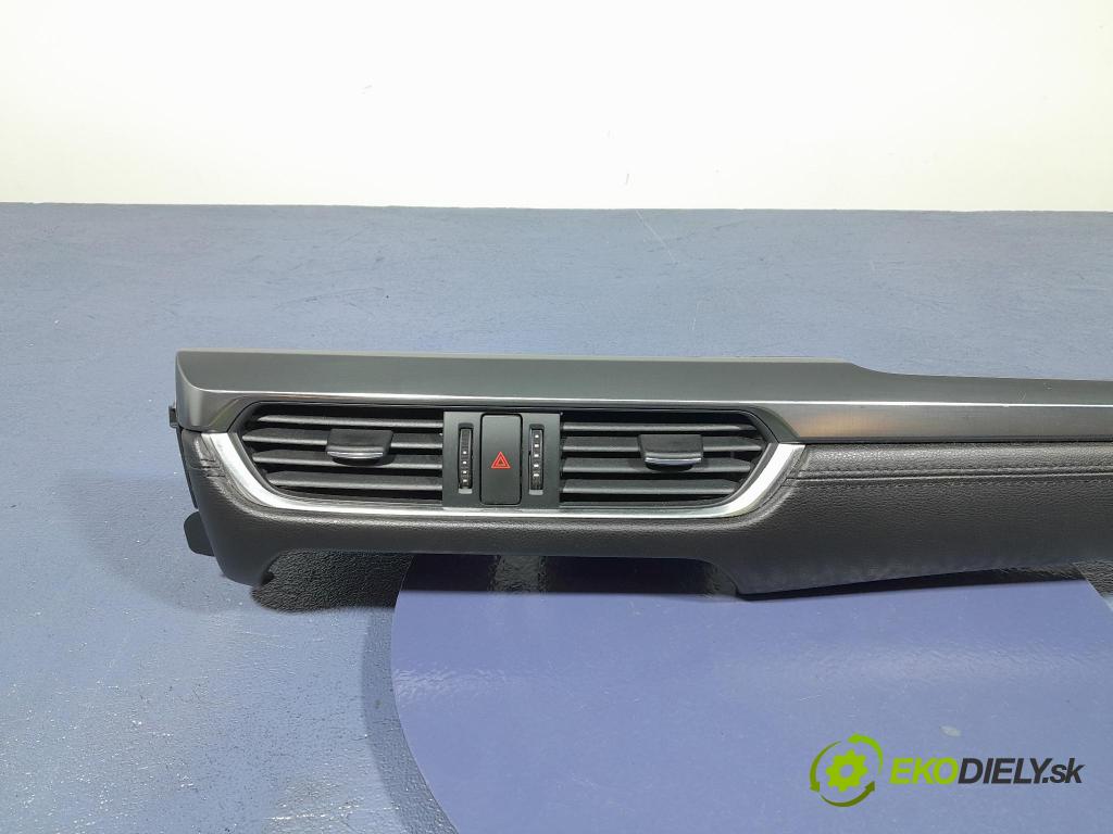 Mazda 6 2016 Mřížky Proud vzduchu Vzduch: GMG5-55256