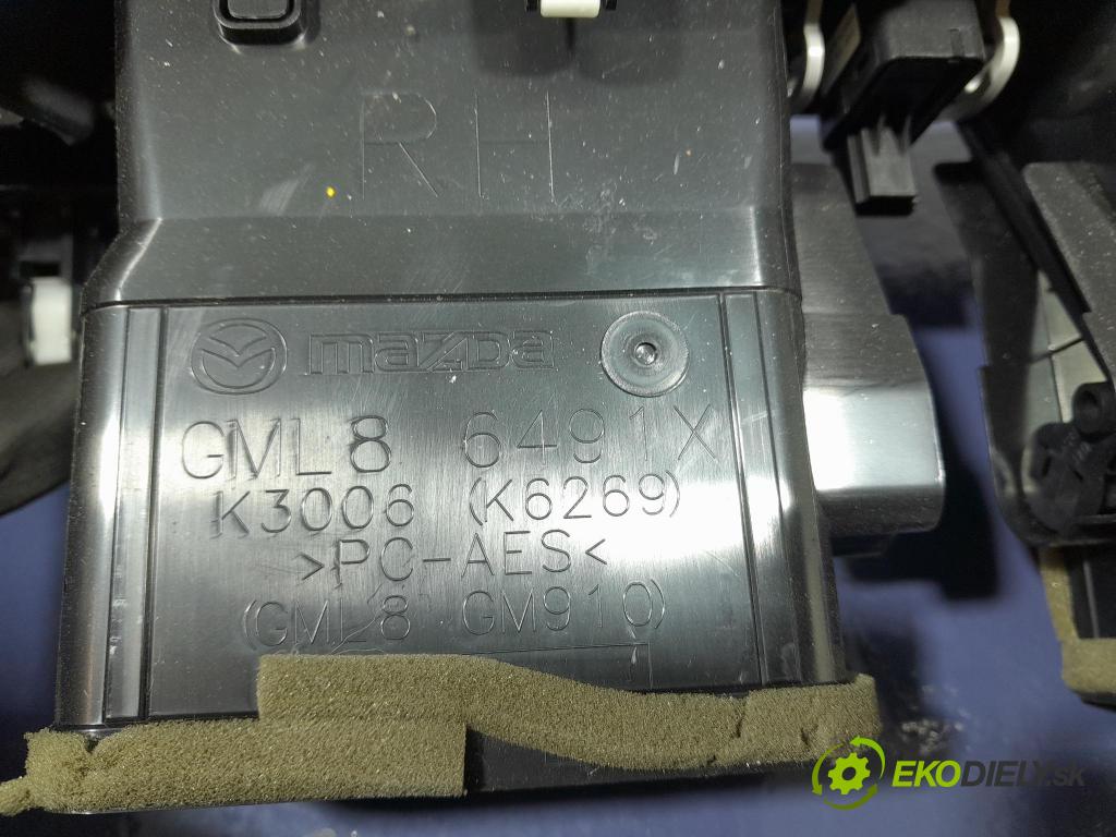 Mazda 6 2016 Mřížky Proud vzduchu Vzduch: GMG5-55256