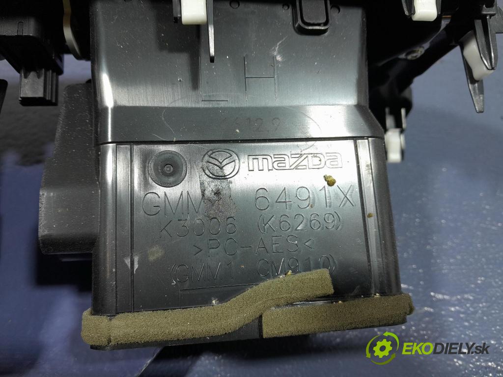 Mazda 6 2016 Mřížky Proud vzduchu Vzduch: GMG5-55256