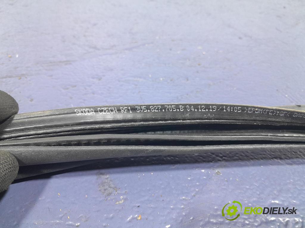 Skoda Superb 2019 Těsnění: Kryty kufr 3V5827705B