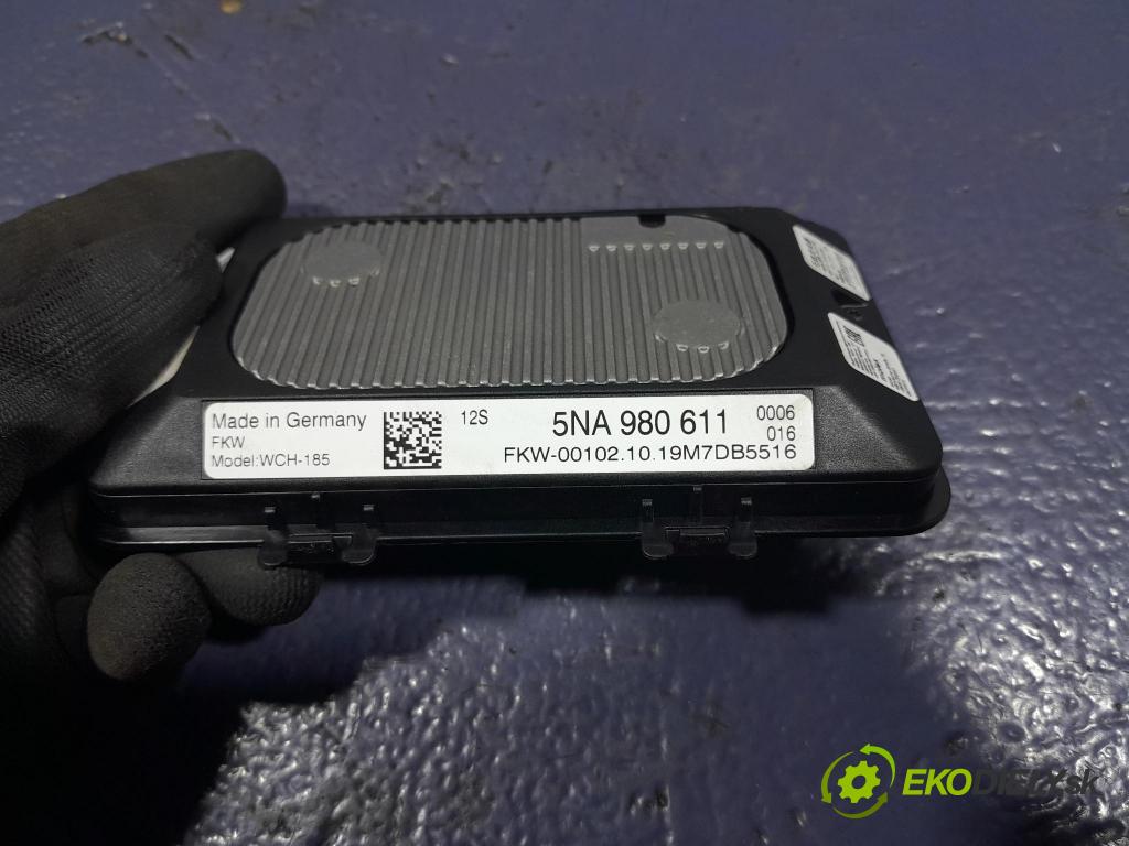 Skoda Superb 2019 instalace Elektrický: 5NA980611