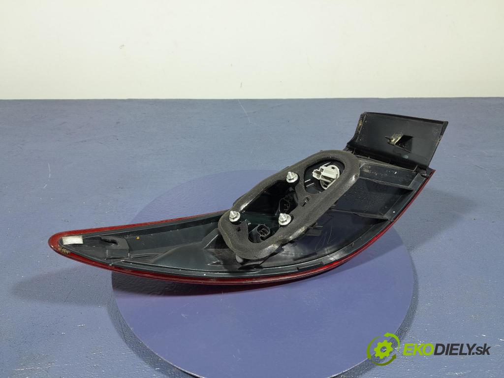 Mazda 6 2016 světlo Zad: Práva: Mimo: GJR9-51150