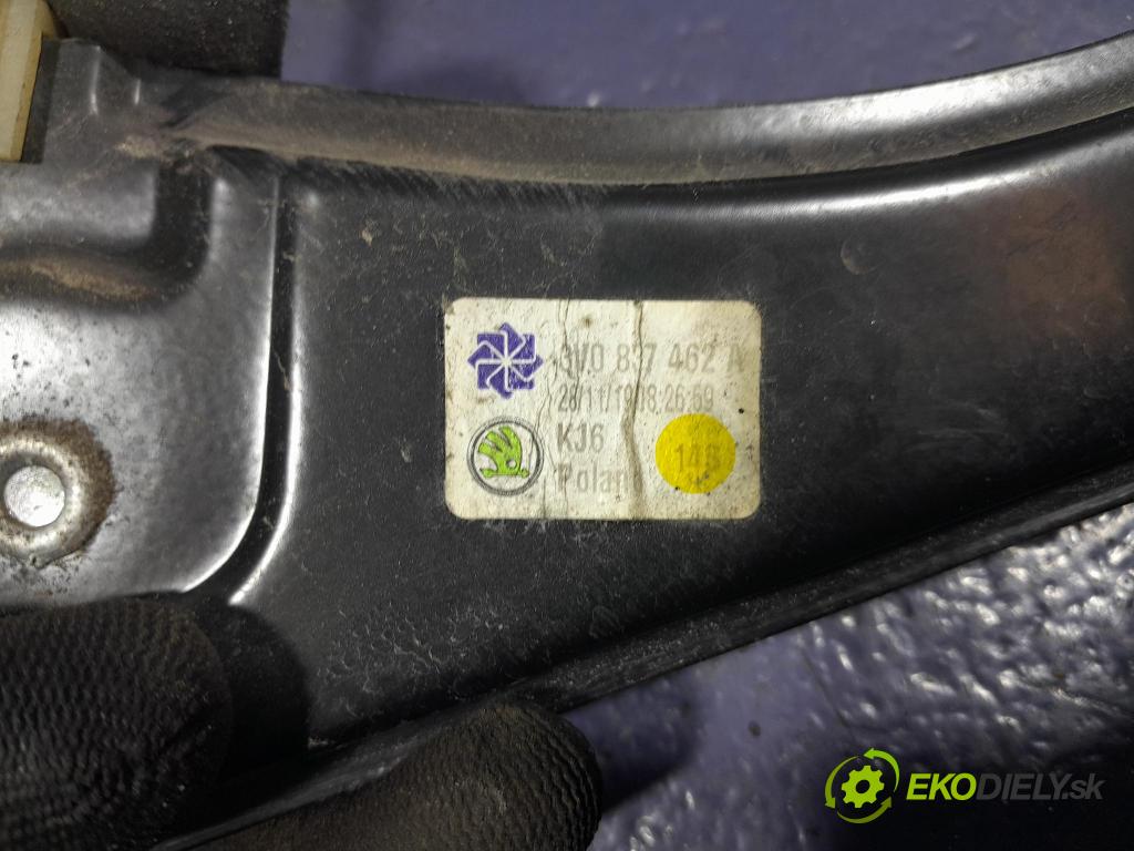 Skoda Superb 2019 mechanismus stahování Sklenka: před v pravo: 3V0837462A