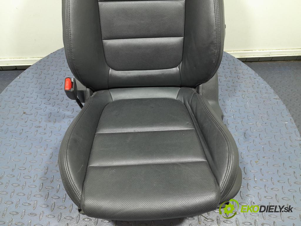 Mazda 6 2016 Sedačka Ovládače: