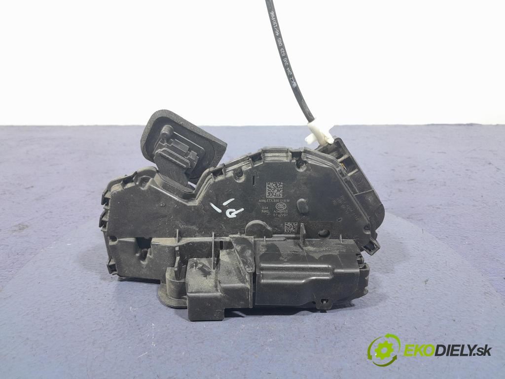 Skoda Superb 2019 zámek dveře Zad: v pravo: 5TA839016M