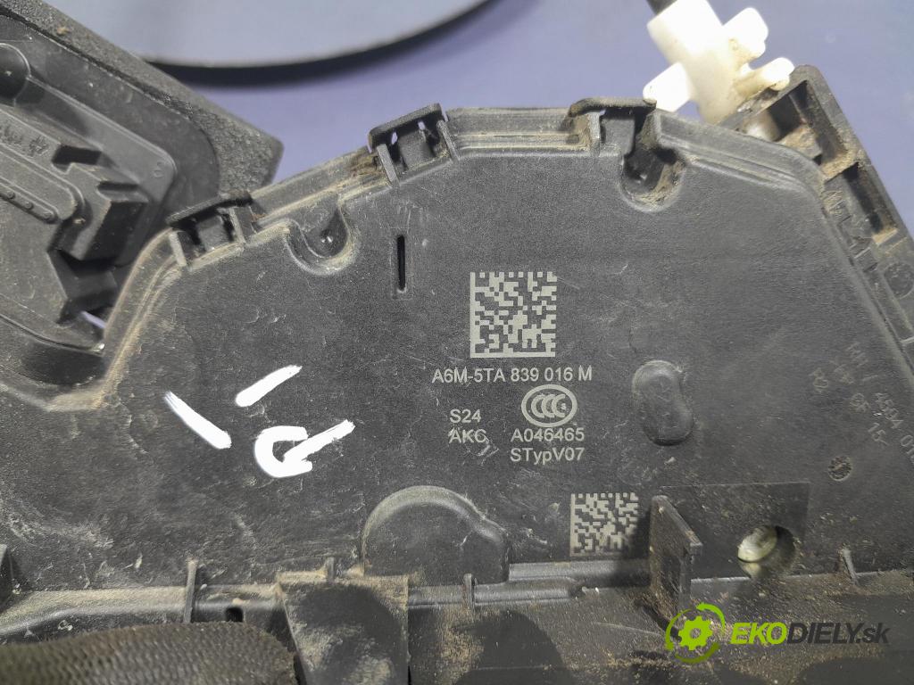 Skoda Superb 2019 zámek dveře Zad: v pravo: 5TA839016M