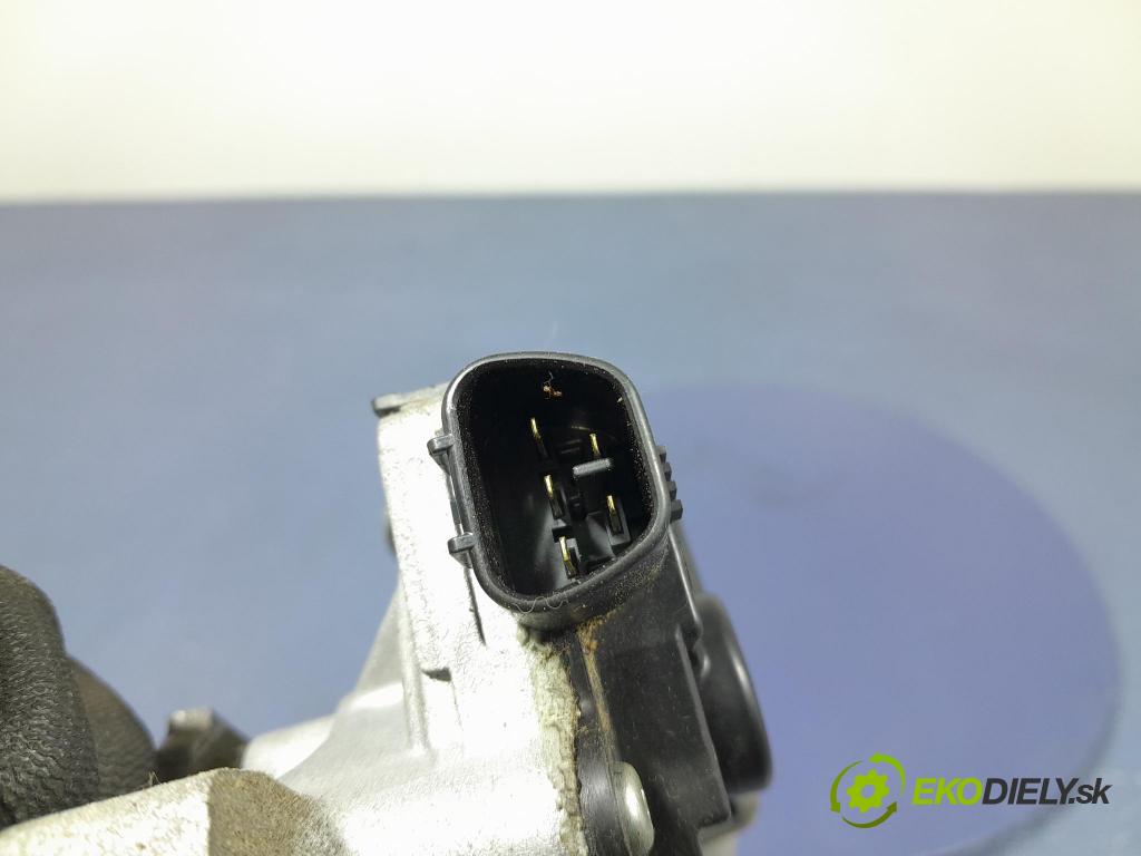 Mazda 6 2016 mechanizmus motor: Stierače: Predné 