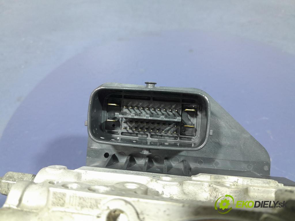 Mazda 6 2016 čerpadlo ABS x GRT7-437A0