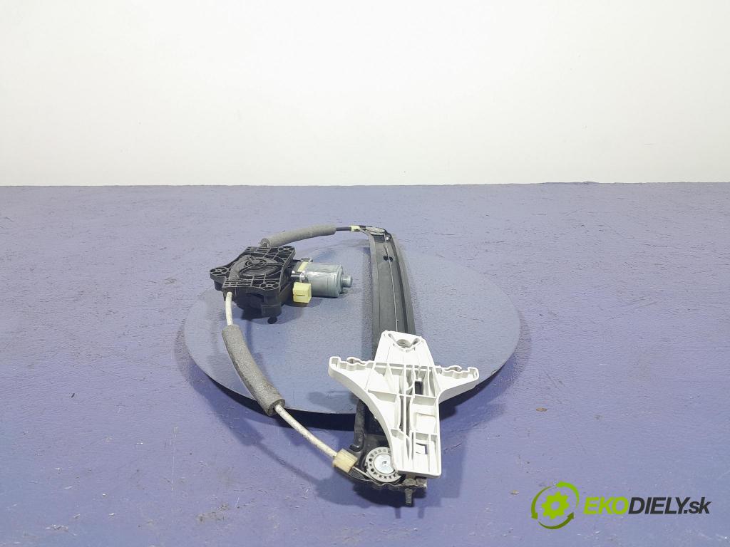 Skoda Superb 2019 mechanismus stahování Sklenka: Zad: Levý: