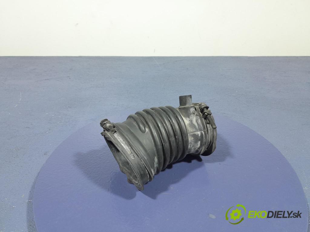 Mazda 6 2016 trubka Vzduch: PY0113221