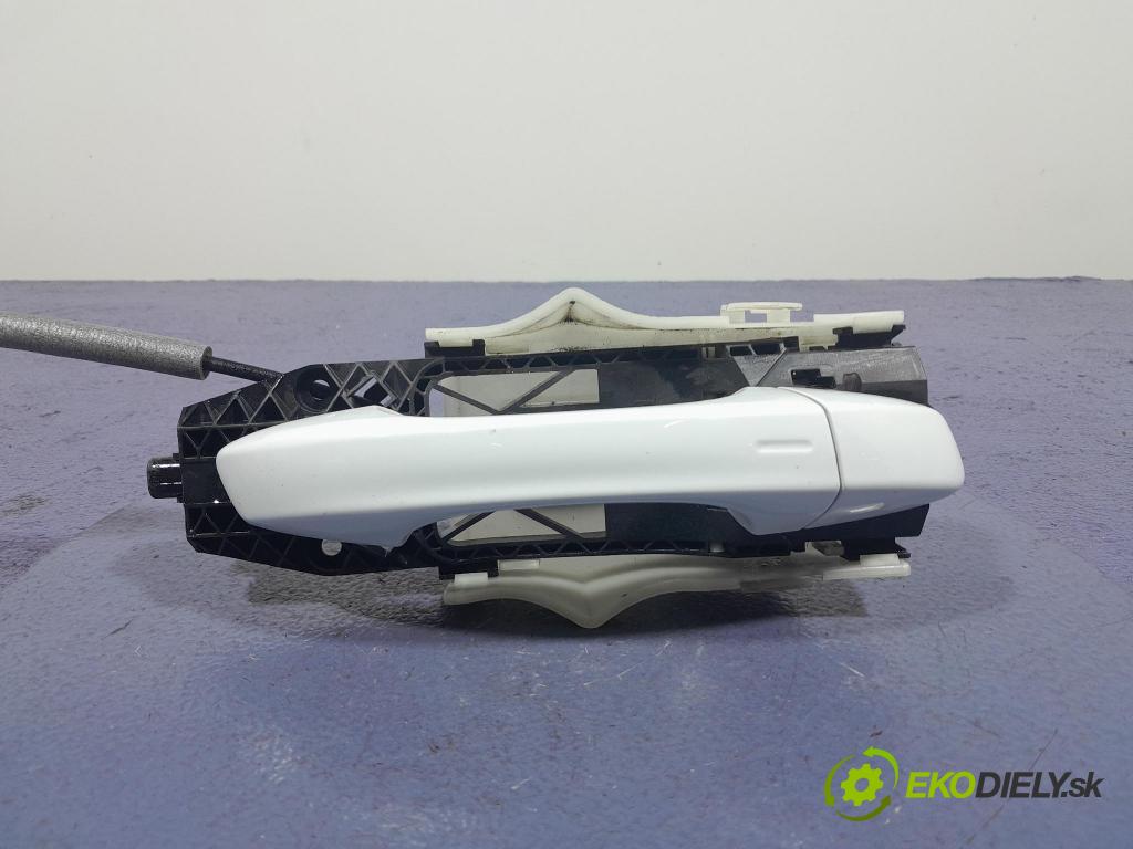 Skoda Superb 2019 rukoväť Predné Prava: