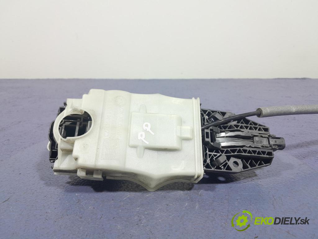 Skoda Superb 2019 rukoväť Predné Prava: