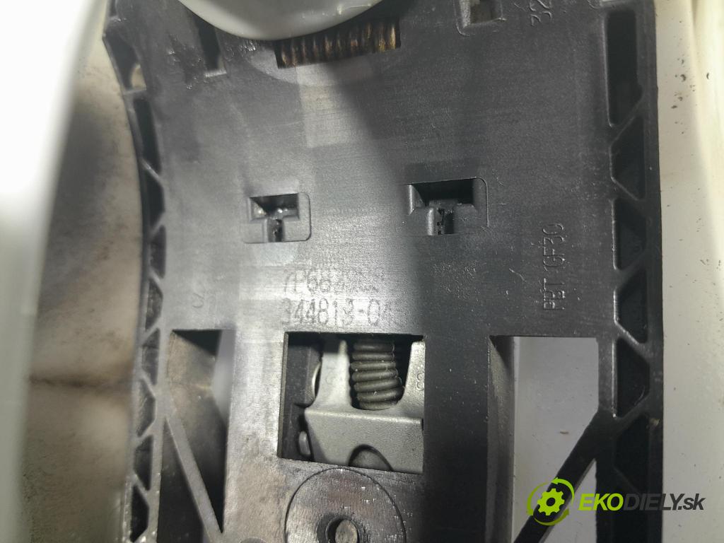 Skoda Superb 2019 rukoväť Predné Prava: 