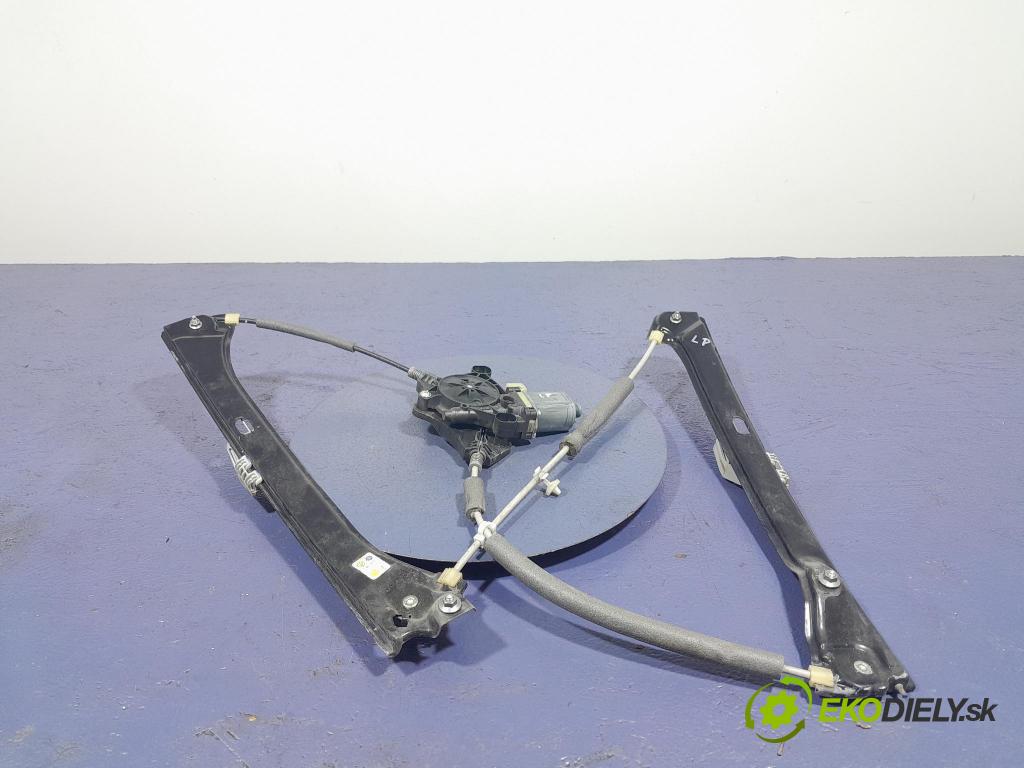 Skoda Superb 2019 mechanismus stahování Sklenka: před Levý: