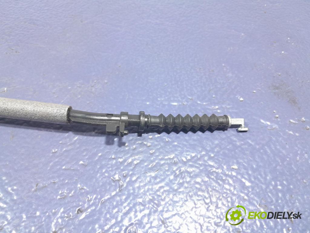 Skoda Superb 2019 klika před levá 7P6837885