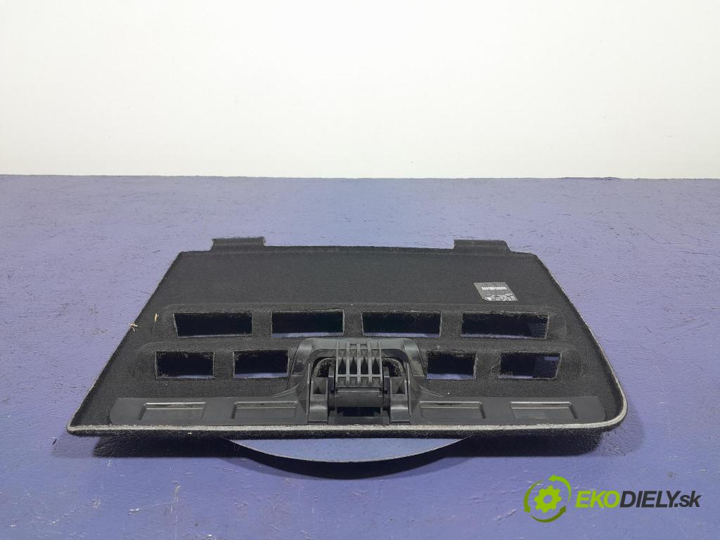 Skoda Superb 2019 Tapacír: kufr 3V5868886E