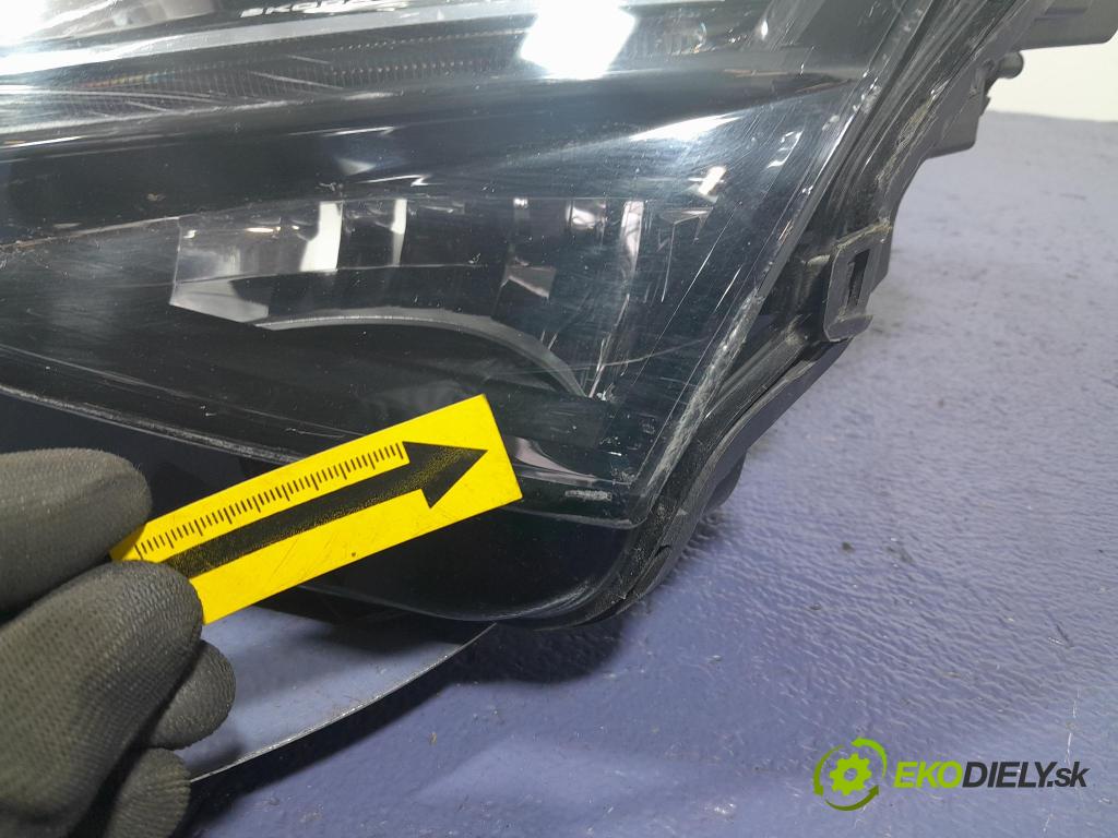 Skoda Superb 2019 Reflektor: Vľavo: 3V1941015E