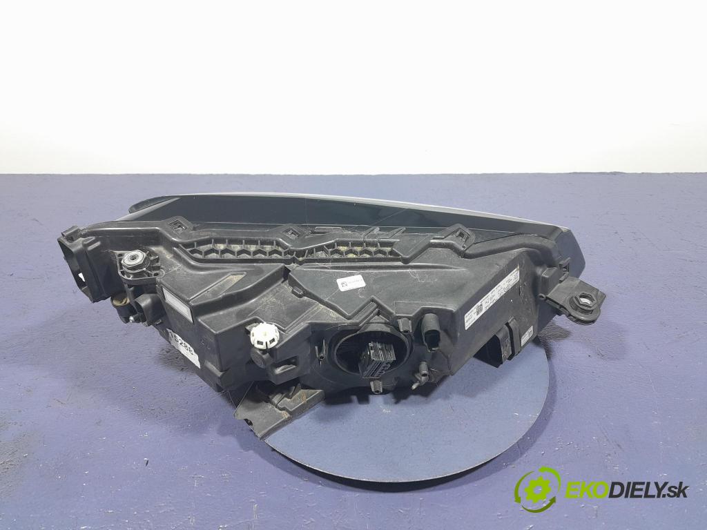 Skoda Superb 2019 Reflektor: Vľavo: 3V1941015E