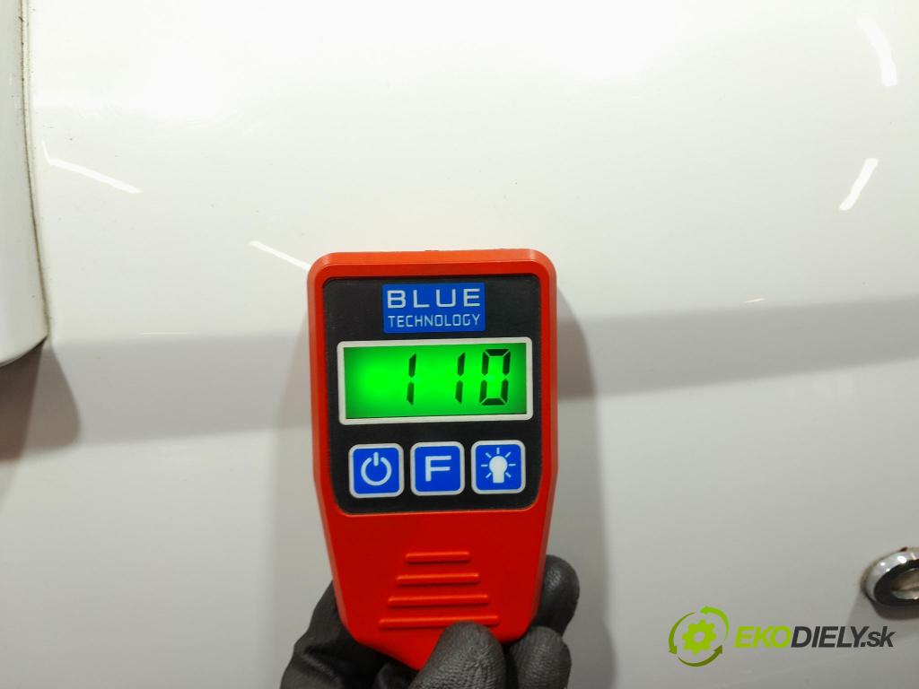 Renault Clio 2012 zadna dveře kufra: kufra: