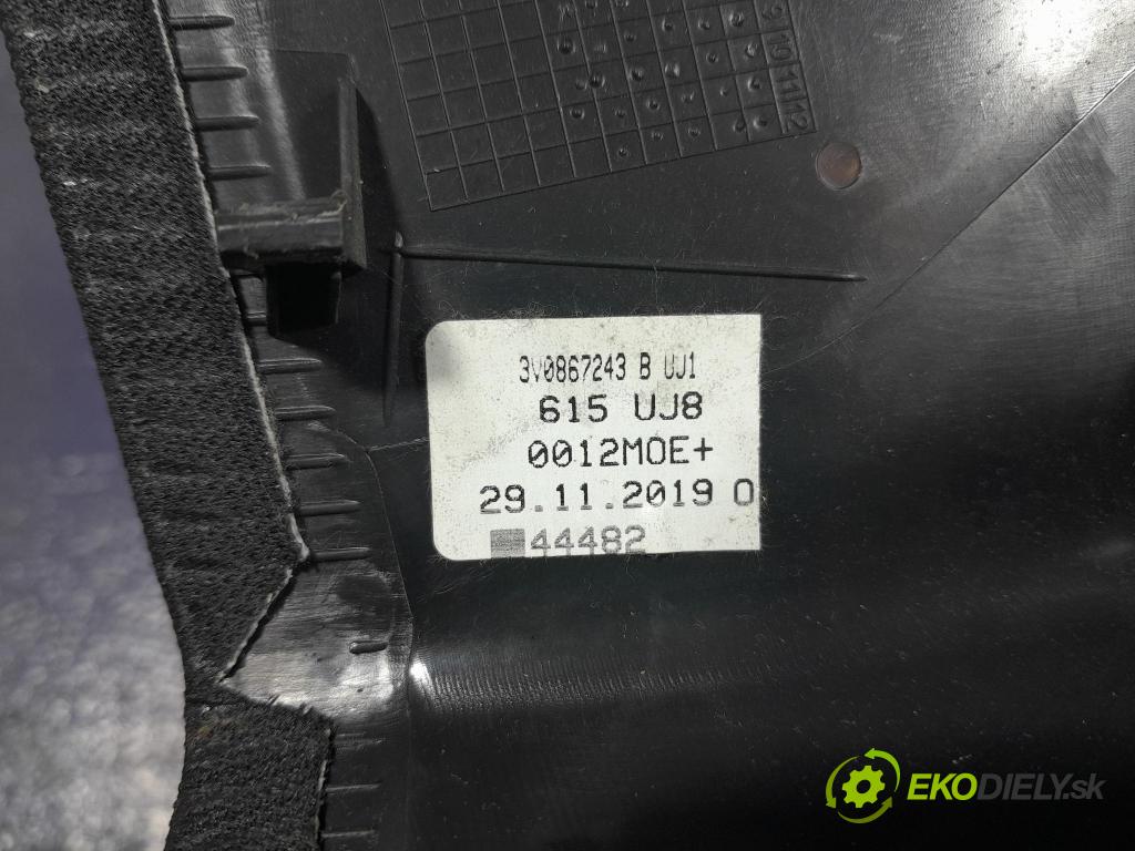 Skoda Superb 2019 kryt Plast: Interiéry: 3V0867243