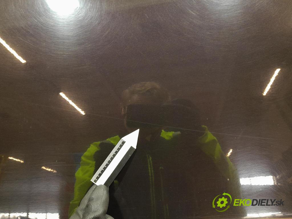 Nissan Micra 2017 dvere Predné pravé