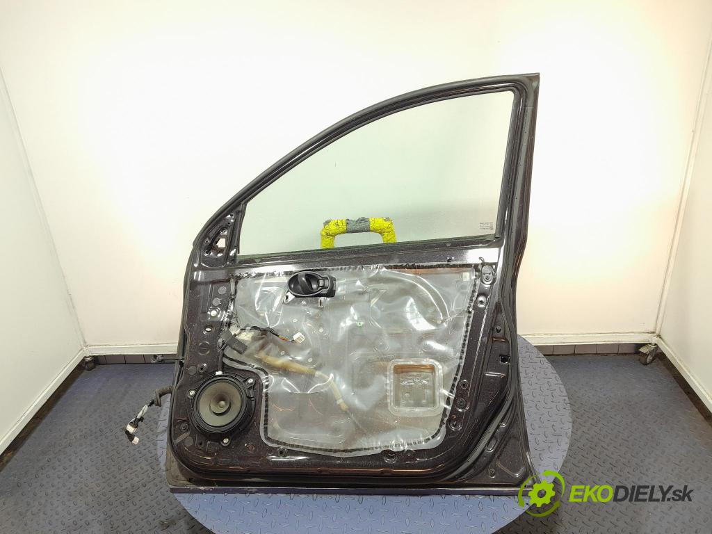 Nissan Micra 2017 dvere Predné pravé 