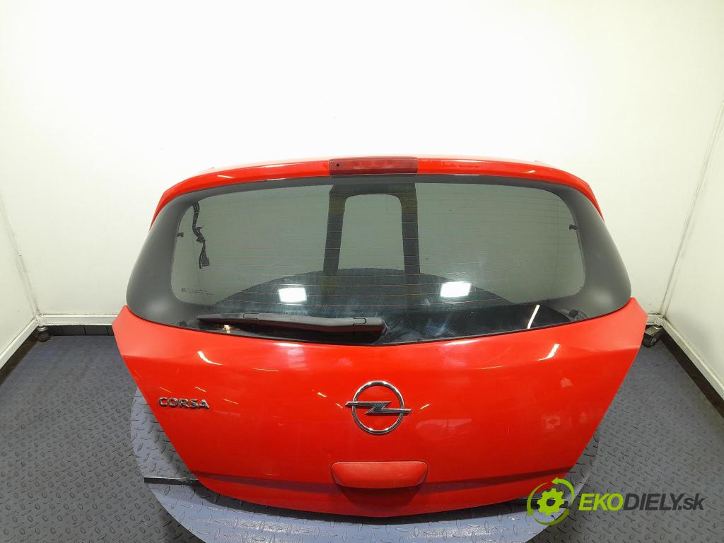Opel Corsa 2010 zadna dveře kufra: kufra: