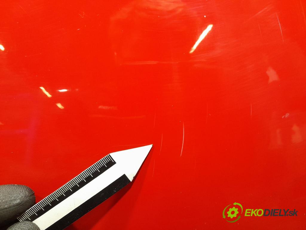 Opel Corsa 2010 zadna dveře kufra: kufra: