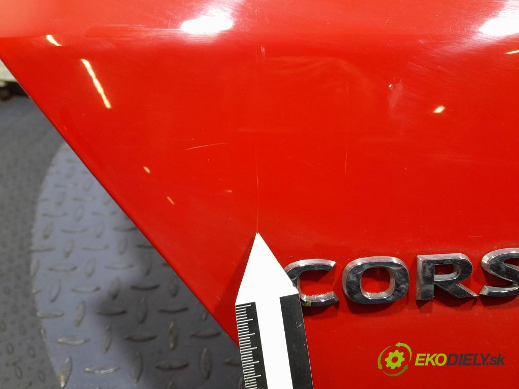 Opel Corsa 2010 zadna dveře kufra: kufra: