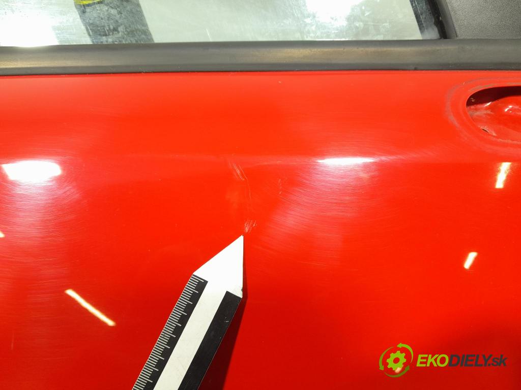 Opel Corsa 2010 dvere Predné pravé