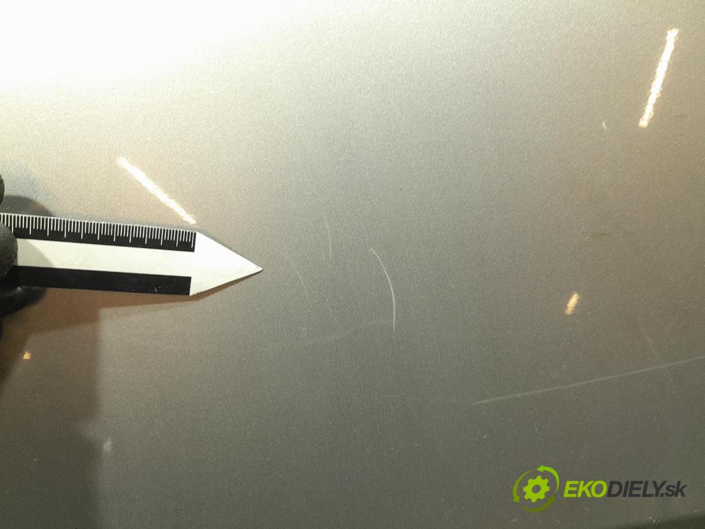 Honda Accord 2010 dveře před Vlevo, odjet: