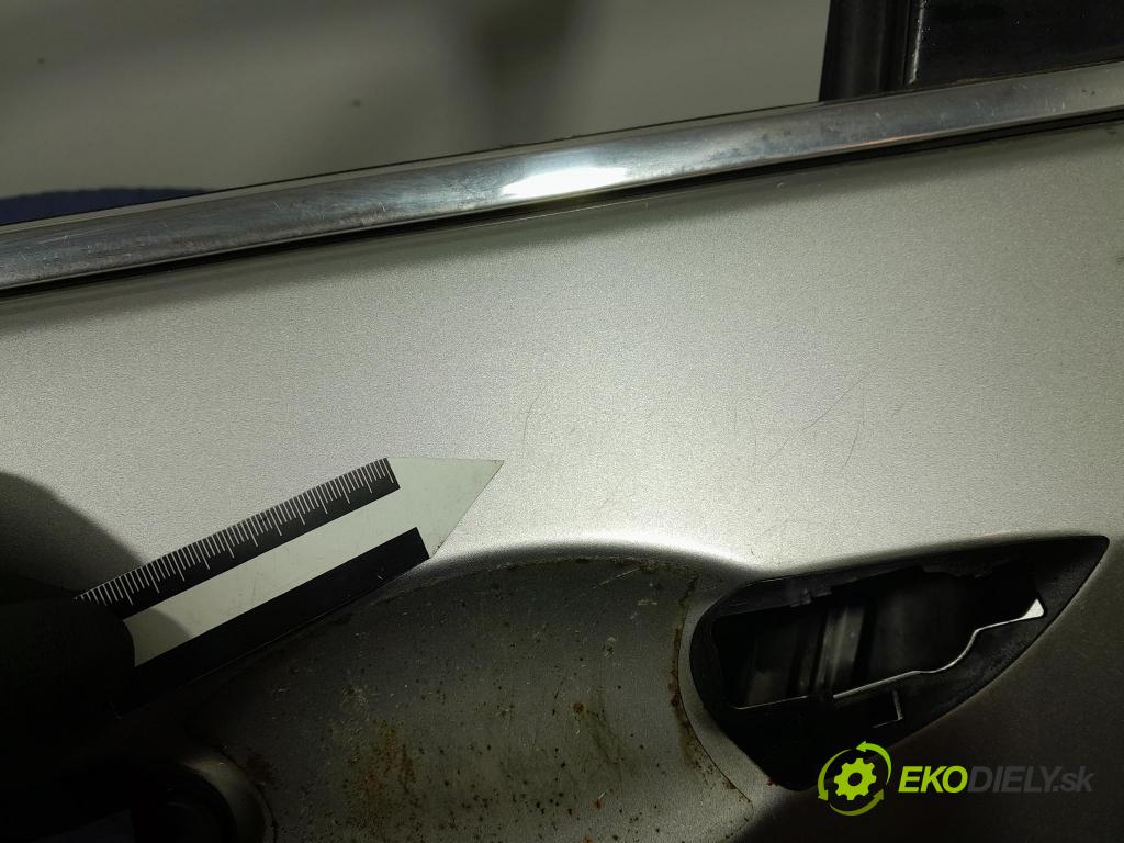 Honda Accord 2010 dveře před Vlevo, odjet: