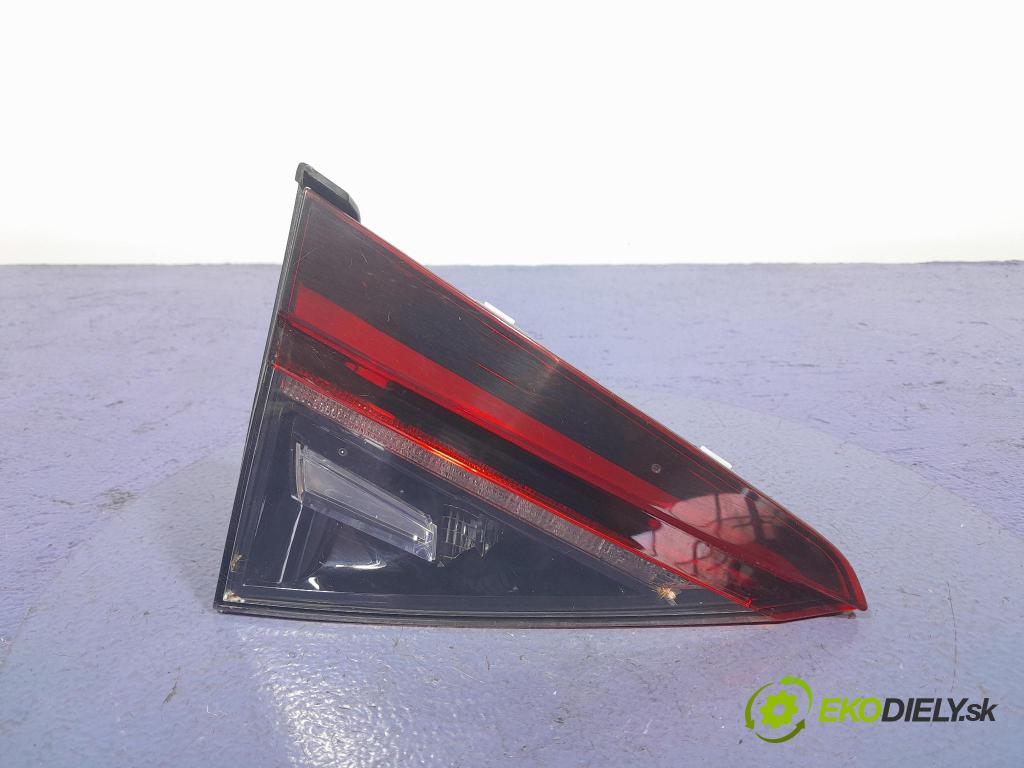 Skoda Superb 2019 svetlo / reflektor zad ľavá Vnútri: 3V5945307F