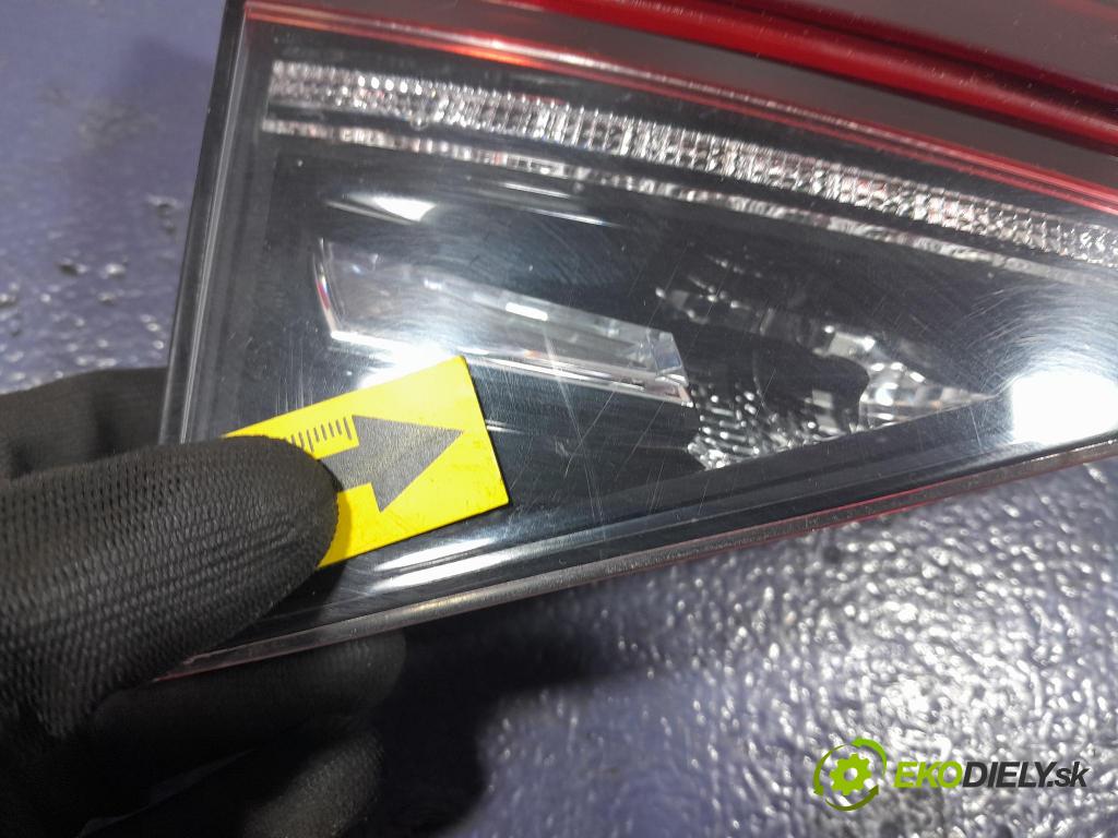 Skoda Superb 2019 svetlo / reflektor zad ľavá Vnútri: 3V5945307F