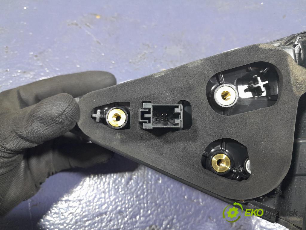 Skoda Superb 2019 svetlo / reflektor zad ľavá Vnútri: 3V5945307F