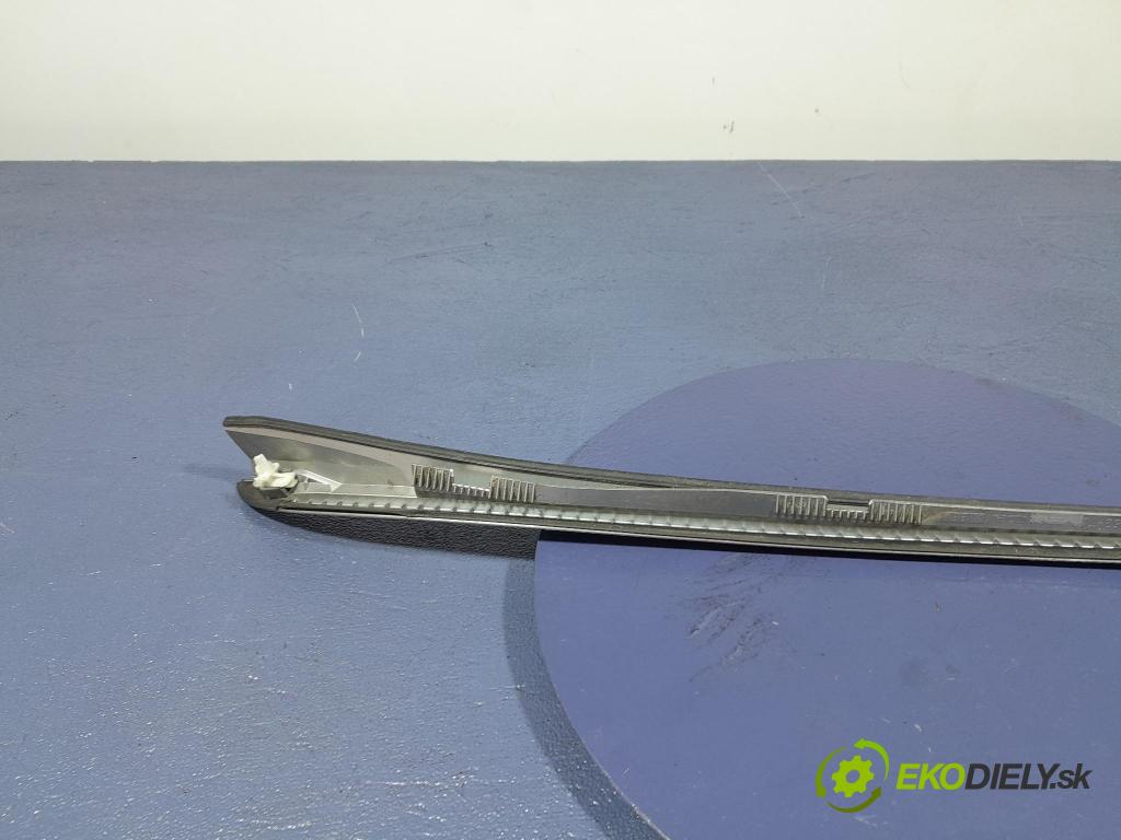 Honda Accord 2010 lišta Dekoratívne: 73152-TL0