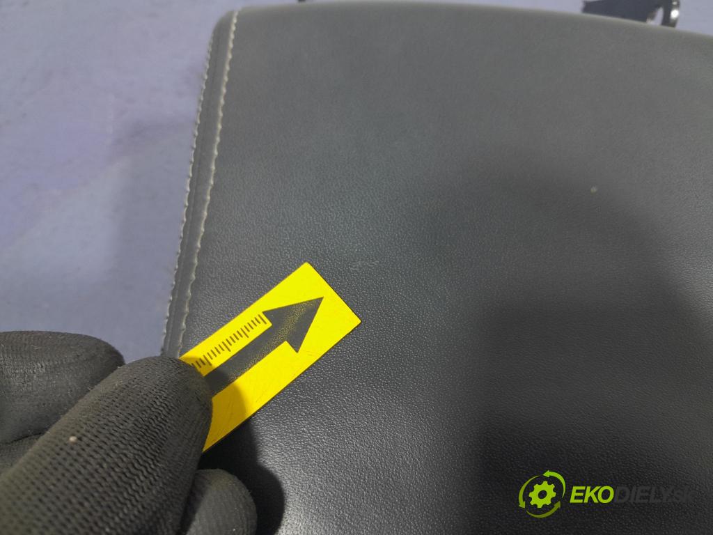 Skoda Superb 2019 operadlo