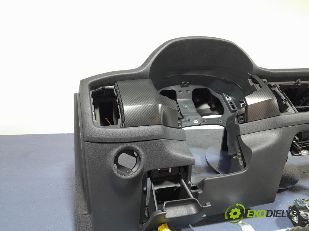 Skoda Kodiaq 2020 kokpit,pristrojová doska