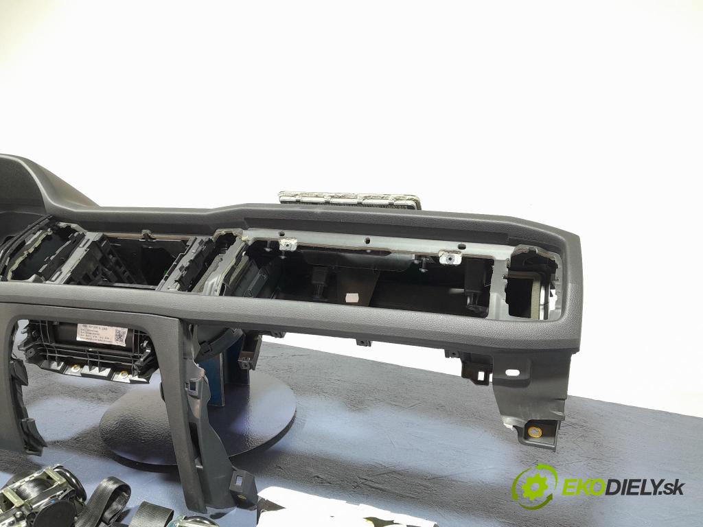 Skoda Kodiaq 2020 kokpit,pristrojová doska
