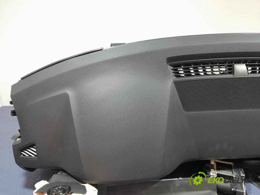 Skoda Kodiaq 2020 kokpit,pristrojová doska