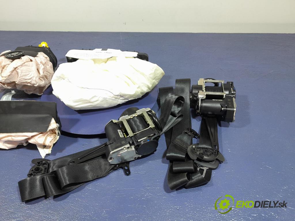 Skoda Kodiaq 2020 kokpit,pristrojová doska