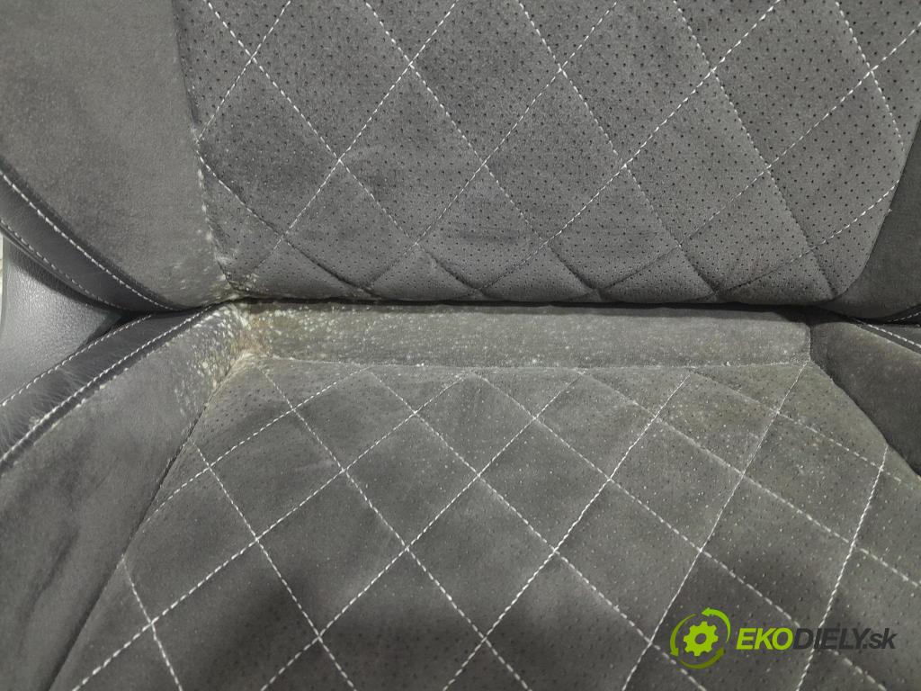 Skoda Superb 2019 sedačke: Set.: