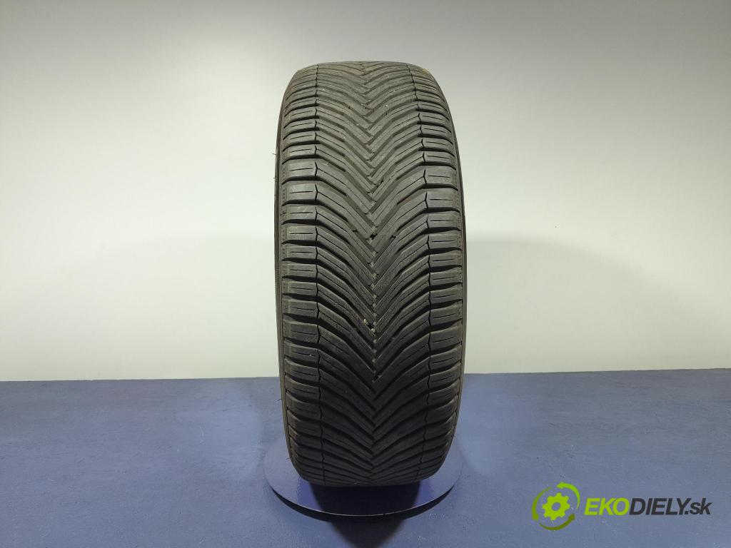 Audi Q7 2018 pneumatiky: Víceúrovňové 3528708309371