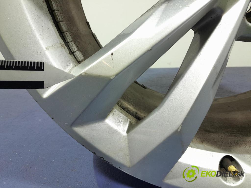 Audi Q7 2018 Ráfky Hlinikové: 4M0601025C