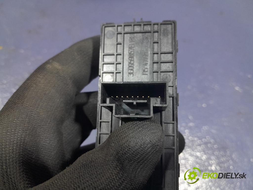 Skoda Superb 2019 prepínač Okná: 3G0959857B